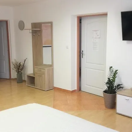 V Zlatej Ulicke, Bojnice * Prievidza